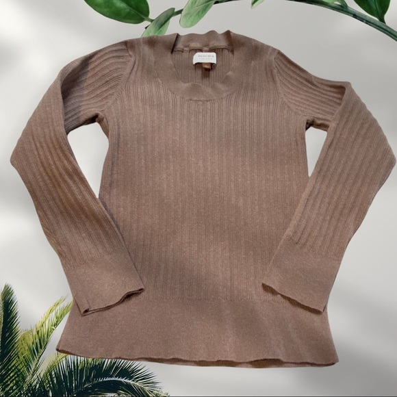 🟢5/$25  Sonoma Brown Sweater - Picture 7 of 7
